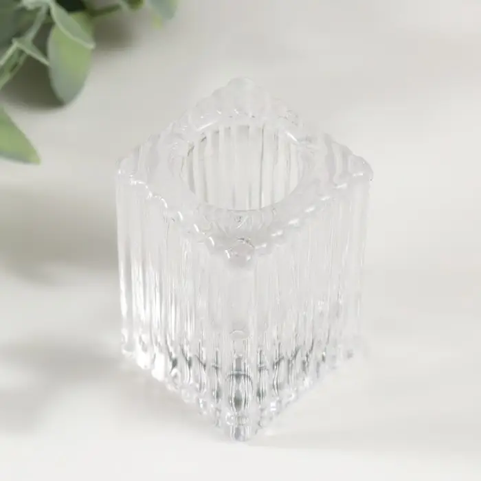 Подсвечник стекло на 1 свечу  Подсвечник стекло на 1 свечу "Столбик" d- 2 см прозрачный 4х4х6 см