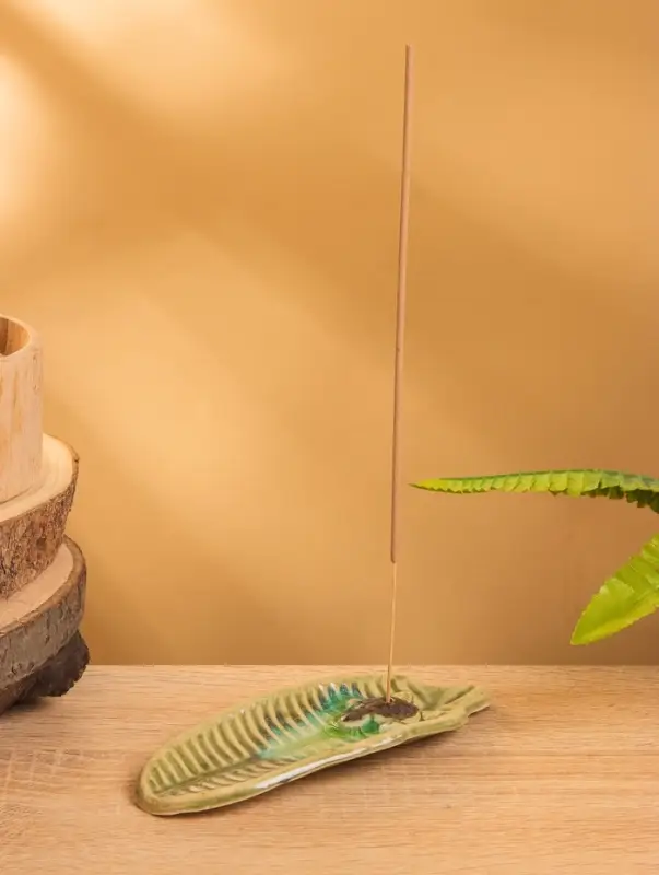 Подставка под благовония  Подставка под благовония "Черепашонок на листе" керамика, цв. МИКС, 15х6х2 см