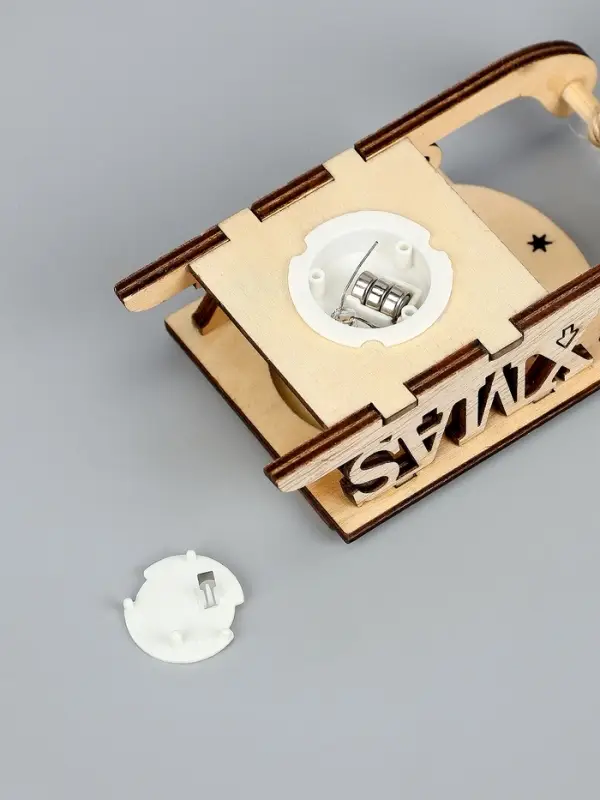 Ёлочная игрушка &laquo;Сани с Дедом Морозом и машиной&raquo;, от батареек LR41&times;3, свечение RGB