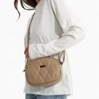 Сумка женская кросс-боди на молнии, 19&times;7&times;15 см, со стёжкой, бежевая