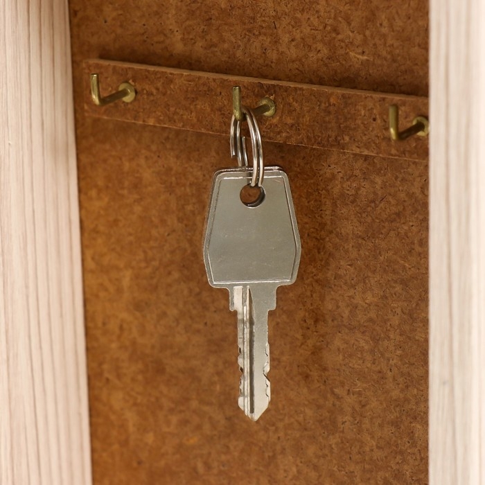 Ключница Ключница "Красивый вид" молочный дуб 14х29 см