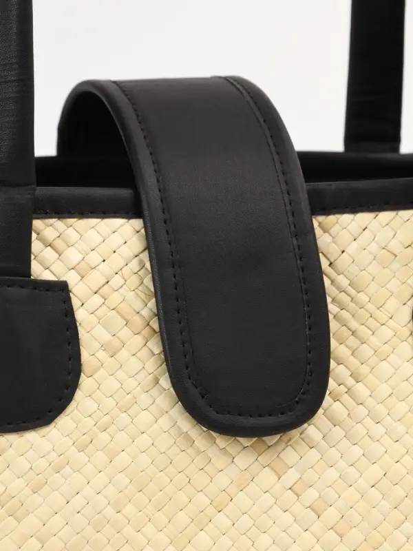 Сумка плетёная на застёжке из пандана, 41&times;16&times;50 см, бежево-чёрная