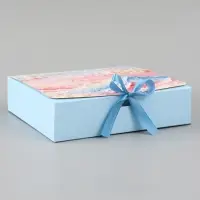 Коробка подарочная самосборная With love, 20&times;18&times;5 см, с лентой