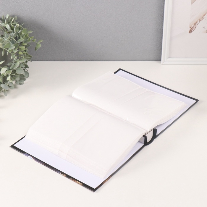 Фотоальбом на 200 фото 10х15 см Фотоальбом на 200 фото 10х15 см "Цветок в ночи" в коробке 5,5х20,5х26,5 см