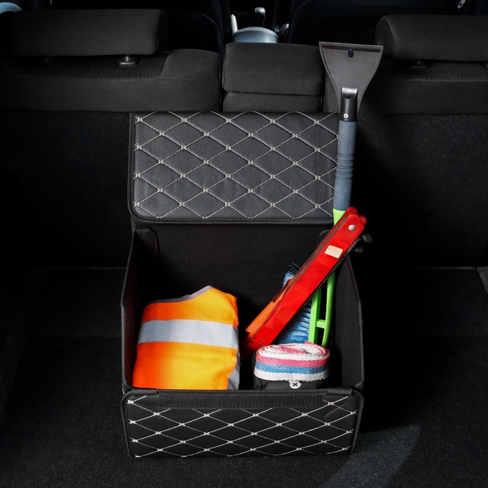 Органайзер саквояж в багажник автомобиля, 40×32×30 см, экокожа, черный с белой строчкой Органайзер саквояж в багажник автомобиля, 40×32×30 см, экокожа, черный с белой строчкой