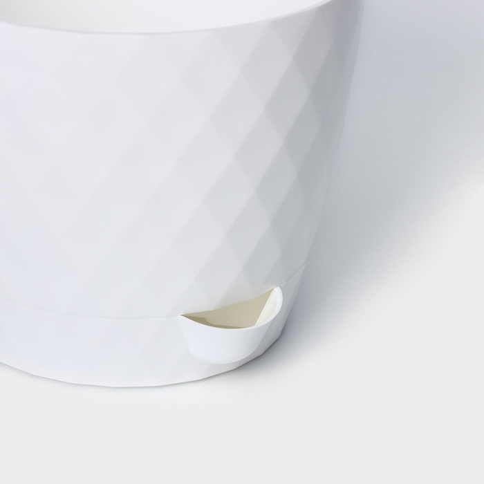 Горшок для цветов с прикорневым поливом «Румба», 1 л, цвет белый Горшок для цветов с прикорневым поливом «Румба», 1 л, цвет белый