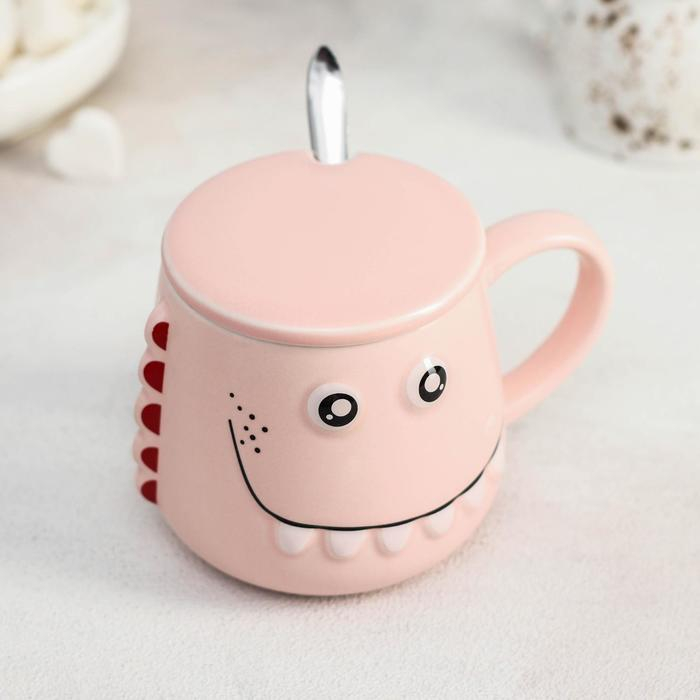 Кружка керамическая с крышкой и ложкой «Зубастик», 480 мл, цвет МИКС Кружка керамическая с крышкой и ложкой «Зубастик», 480 мл, цвет МИКС