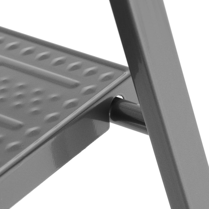 Стремянка Nika СМ3, широкие ступени, высота до рабочей площадки 625 мм, 3 ступени Стремянка Nika СМ3, широкие ступени, высота до рабочей площадки 625 мм, 3 ступени