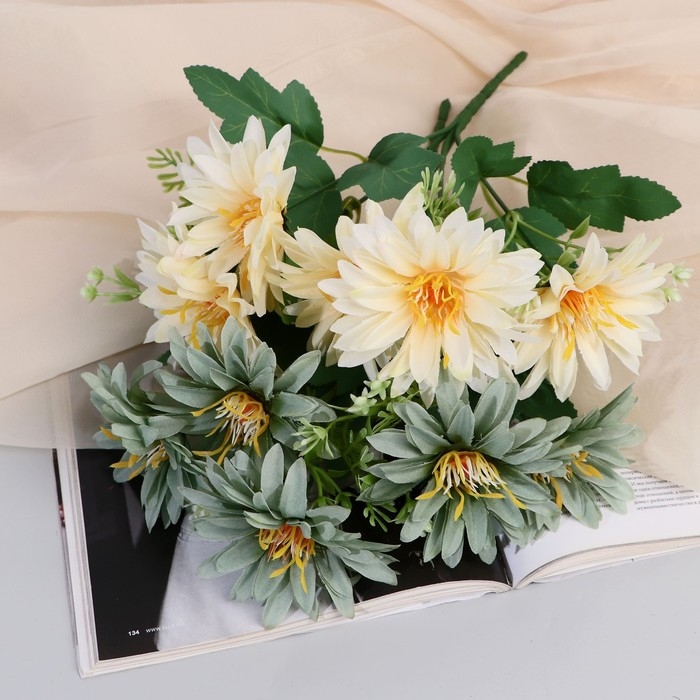 Букет Букет "Георгин Наоми" 8х27 см, микс