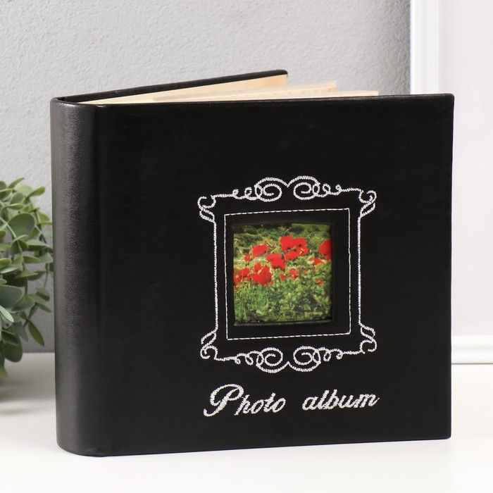 Фотоальбом кожзам на 200 фото 10х15 Фотоальбом кожзам на 200 фото 10х15 "Вышитая рама" черный 22х23х5 см