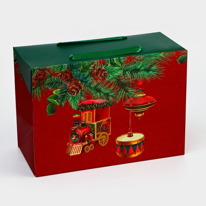 Новый год. Сумка-коробка подарочная новогодняя  Новый год. Сумка-коробка подарочная новогодняя "Паровозик", 23 х 16 х 11 см.