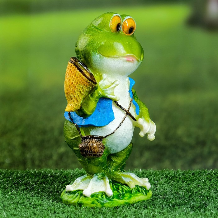Садовая фигура  Садовая фигура "Лягушка путешественница" 20х11х8см