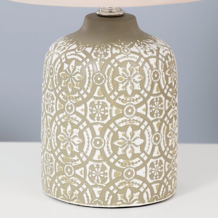 Лампа настольная с абажуром "Мандилина бежевый" Е14 18х18х29 см RISALUX