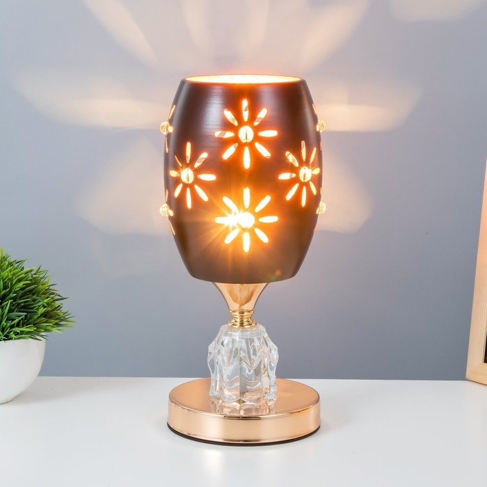 Настольная лампа Настольная лампа "Цветы" E27 40Вт черно-золотой 12х12х24 см RISALUX