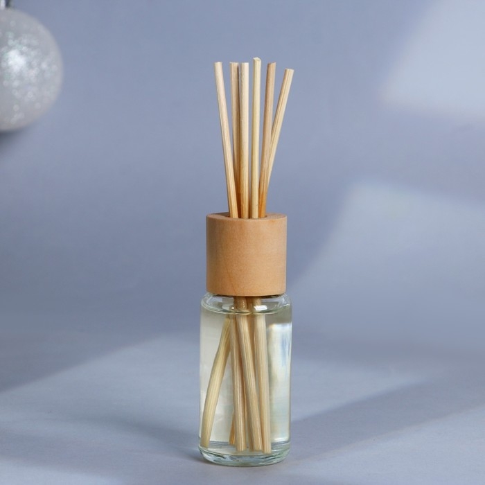 Аромадиффузор ароматический палочки «Новогодняя коллекция: Зимняя сказка рядом», на Новый год, аромат мандарина, 30 мл.