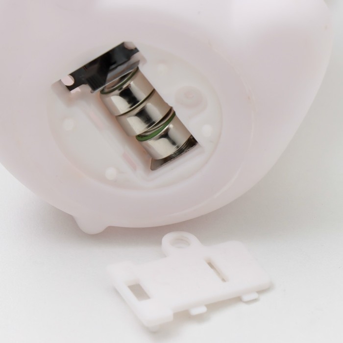 Ночник Ночник "Бычок" LED от батареек 3хLR44 белый 6х9х12 см RISALUX