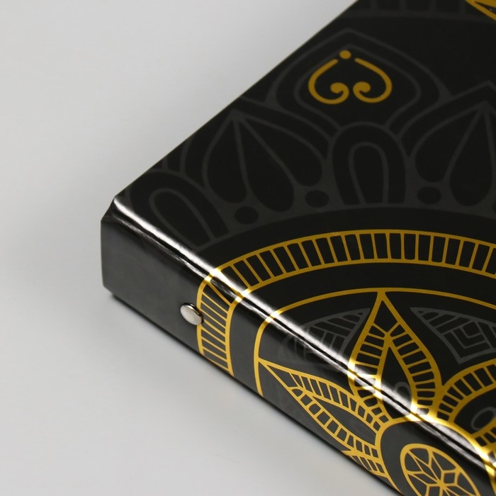 Фотоальбом 25 листов (уголки+кольца) Namaste золото 19х27х3 см Фотоальбом 25 листов (уголки+кольца) Namaste золото 19х27х3 см