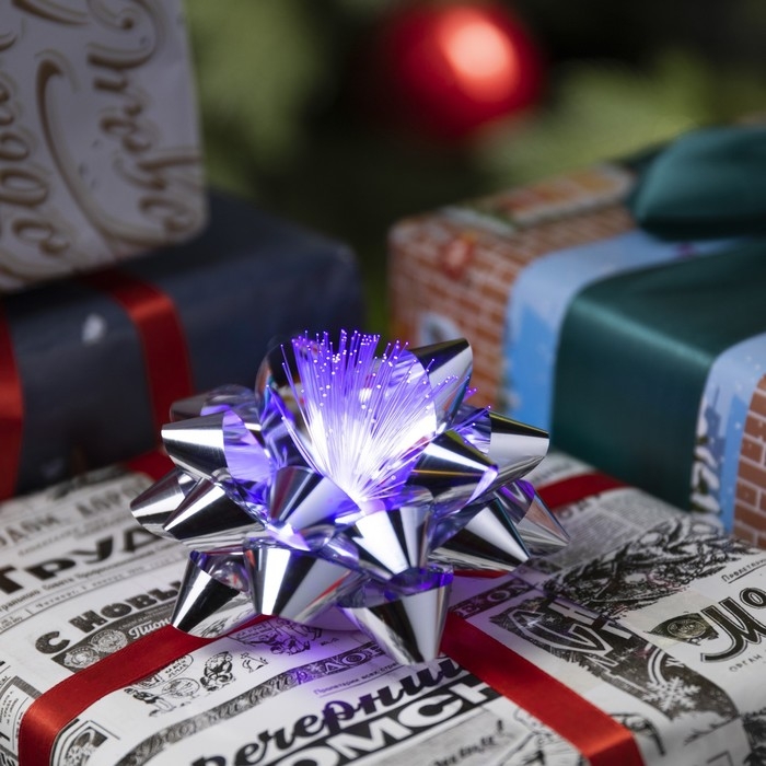 Светодиодная игрушка «Бант-звезда» 9 × 6 × 9 см, батарейки LR44х3 (в комплекте), свечение мульти, серебристая Светодиодная игрушка «Бант-звезда» 9 × 6 × 9 см, батарейки LR44х3 (в комплекте), свечение мульти, серебристая