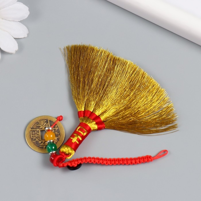 Подвеска текстиль, металл Подвеска текстиль, металл "Золотая метла с монеткой. Иероглиф - Счастье" 14,5 см