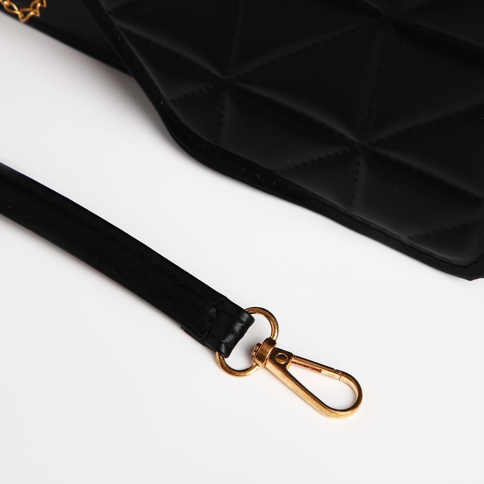 Сумка женская на клапане, отдел на молнии, 22х14 х 7 см, цвет чёрный Сумка женская на клапане, отдел на молнии, 22х14 х 7 см, цвет чёрный