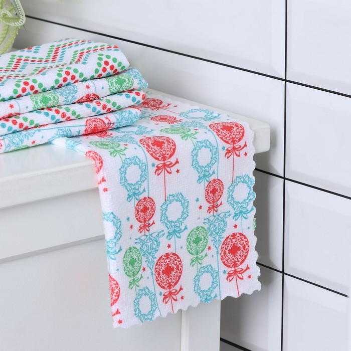 Салфетка новогодняя для уборки Доляна «С Новым Годом», 5 шт, 220 г/м², 30×30 см, микрофибра, цвет МИКС Салфетка новогодняя для уборки Доляна «С Новым Годом», 5 шт, 220 г/м², 30×30 см, микрофибра, цвет МИКС