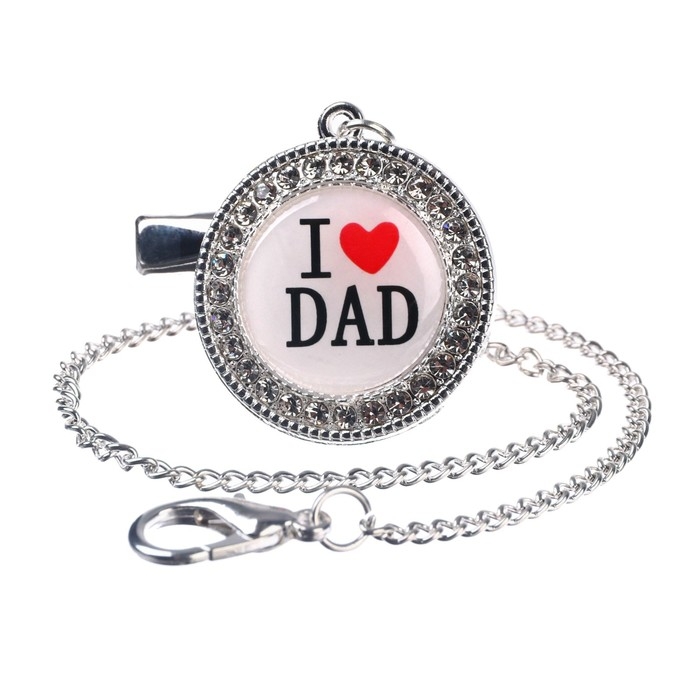 Соска - пустышка силиконовая ортодонтическая «I LOVE DAD», от 6 мес., с колпачком + держатель - цепочка, цвет серый/серебро, стразы