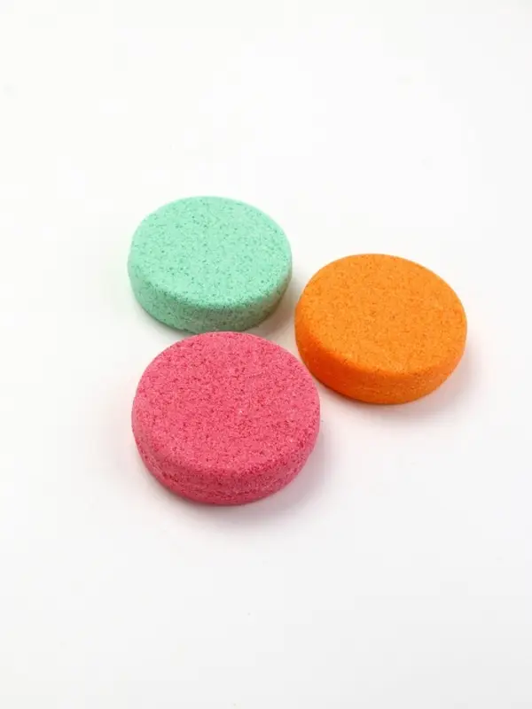 Набор бомбочек для ванны, аромат: мандарин, яблоко, апельсин, 3×100 г, Ural Lab