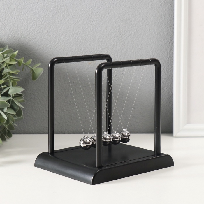 Маятник Маятник "Антистресс" чёрный 11,4х13,5х13,7 см