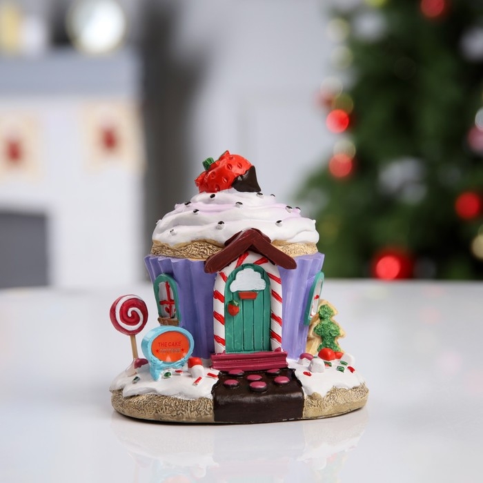 Светодиодная фигура «Дом из сладостей» 13 × 12 × 9 см, полистоун, батарейки LR44х2 (в комплекте), свечение тёплое белое Светодиодная фигура «Дом из сладостей» 13 × 12 × 9 см, полистоун, батарейки LR44х2 (в комплекте), свечение тёплое белое