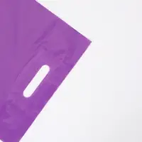 Пакет полиэтиленовый с вырубной ручкой, Фиолетовый 30-40 См, 70 мкм