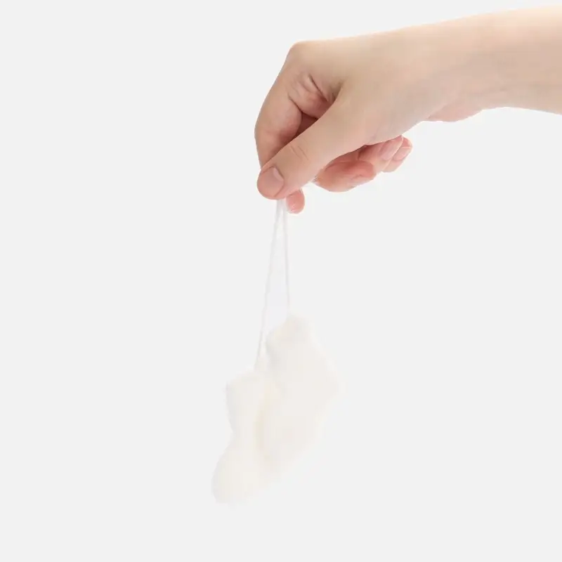 Подвеска на елку «Вьюшка», носочки, белая Подвеска на елку «Вьюшка», носочки, белая