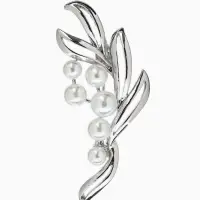 Брошь &laquo;Ветвь&raquo;, жемчуг, цвет белый в серебре