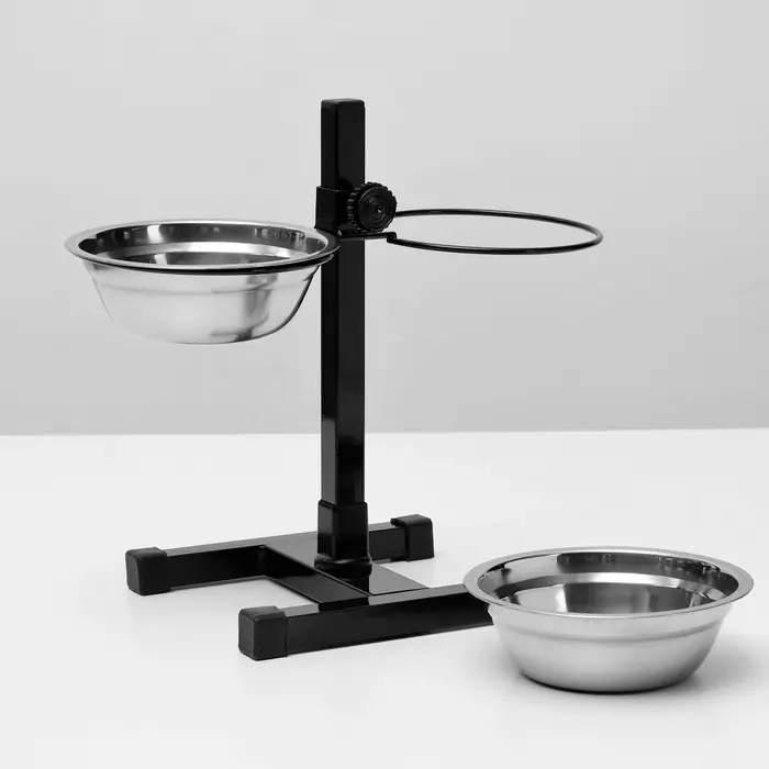 Подставка с мисками, 2&times;500 мл, высота 30 см, разборная, чёрная