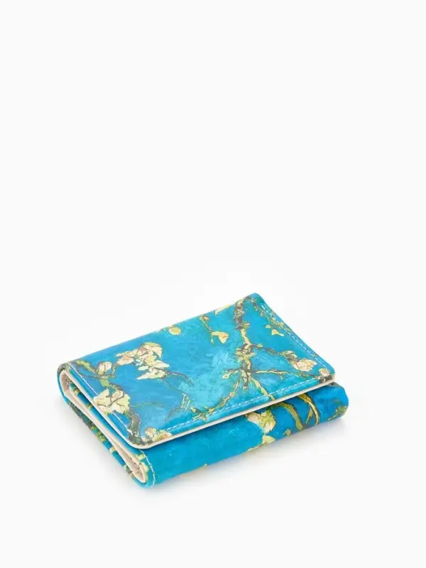 Кошелёк женский на кнопке, 10&times;1.5&times;8 см, с цветочным принтом, зелёный