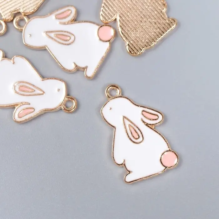 Декор для творчества металл, эмаль "Зайчик с розовым хвостиком" белый 2,2х1,3 см