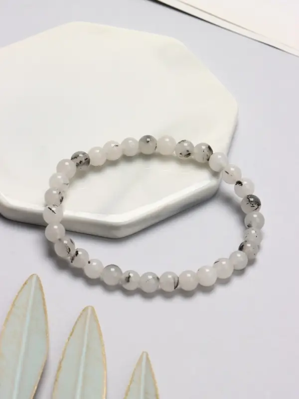 Браслет из бусин &laquo;Агат волосатик&raquo;, d=5 см, шар №6, белый