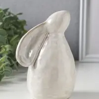 Сувенир керамика "Зайка с прижатыми ушками" беж 9х7,7х13,8 см