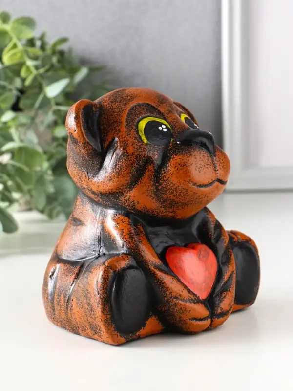 Копилка для денег «Тигрёнок с сердцем», гипс, 14.5×13.5×13 см Копилка для денег «Тигрёнок с сердцем», гипс, 14.5×13.5×13 см