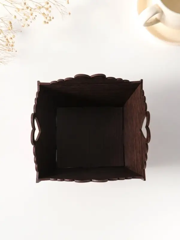 Конфетница квадратная или подставка под пасхальный кулич №2.  10х13х13,5 см