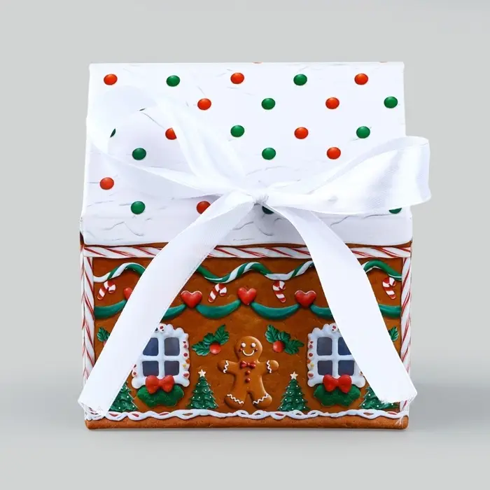 Коробка подарочная новогодняя складная &laquo;Пряничный домик&raquo;, 15&times;18&times;10 см