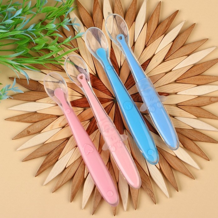 Ложка силиконовая детская «Жирафик», цвет голубой Ложка силиконовая детская «Жирафик», цвет голубой