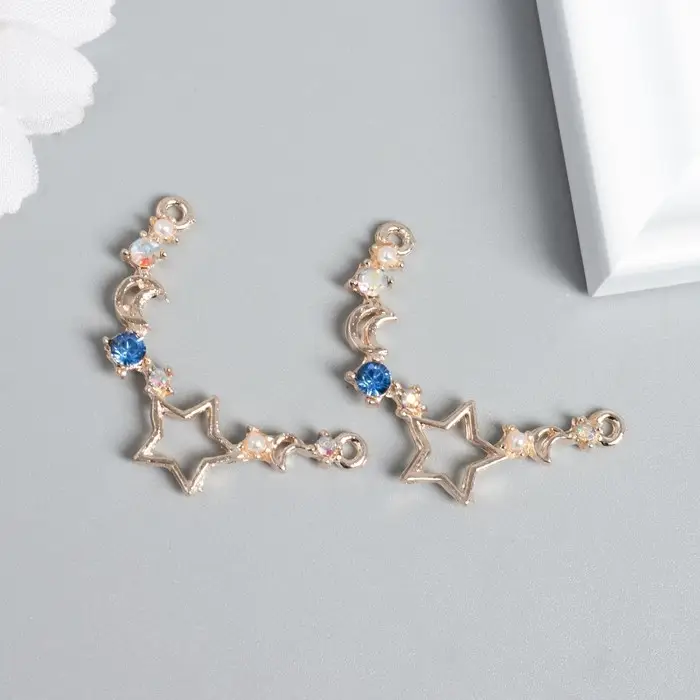 Декор для творчества металл 2 ушка "Звезда и месяцы" золото 2,3х3,3 см