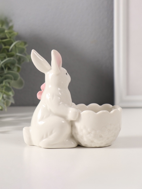 Сувенир керамика подставка "Белый кролик с цветочком" 5,6х10,5х10 см