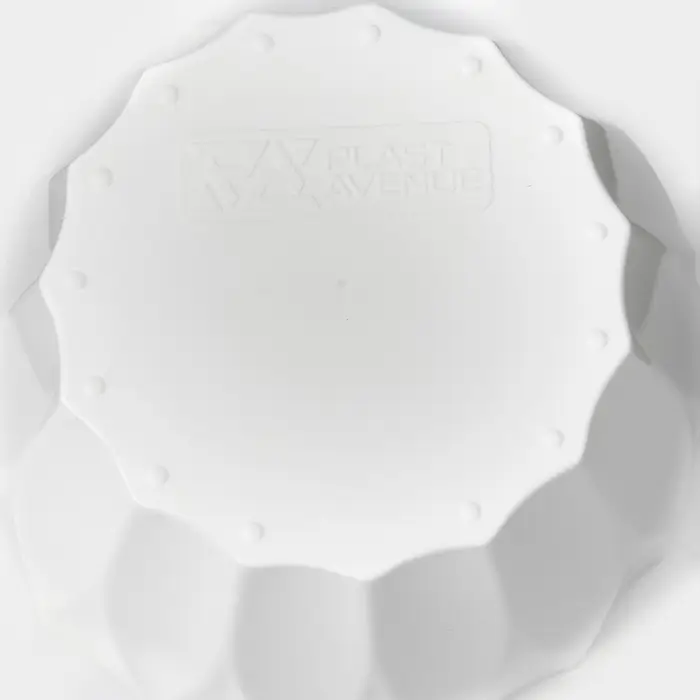 Кашпо для цветов со вставкой &laquo;Флюте&raquo;, 1.9 л, белое