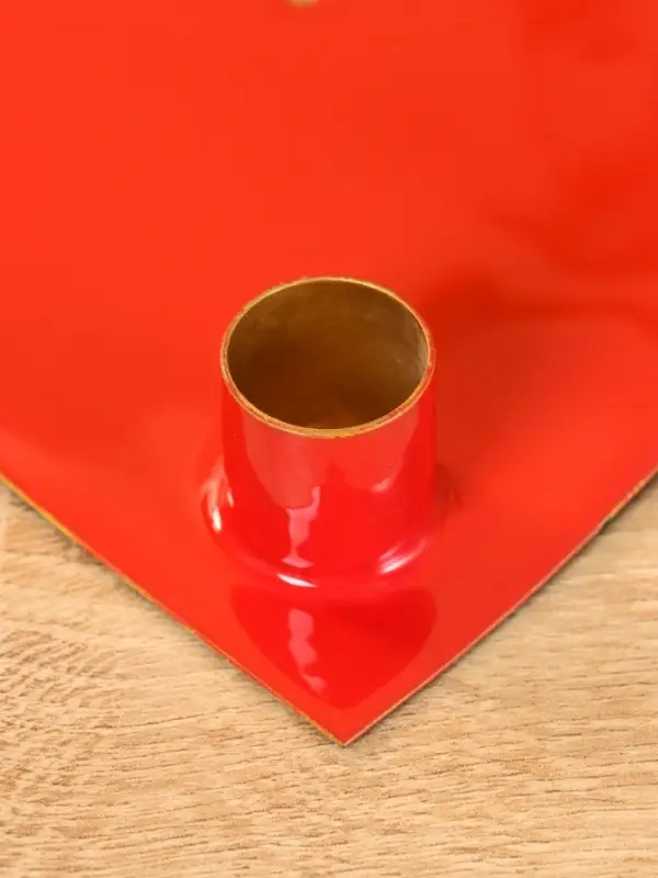 Подсвечник на 1 свечу "Love is..." в форме сердца красный 12,5х12,5х3 см