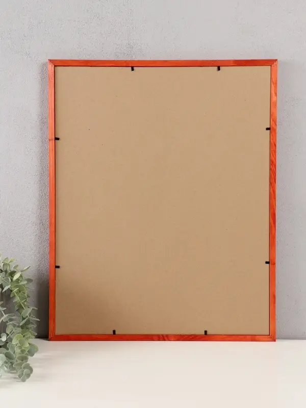 Фоторамка дерево 40х50 см, махагон №1 (пластиковый экран) Фоторамка дерево 40х50 см, махагон №1 (пластиковый экран)