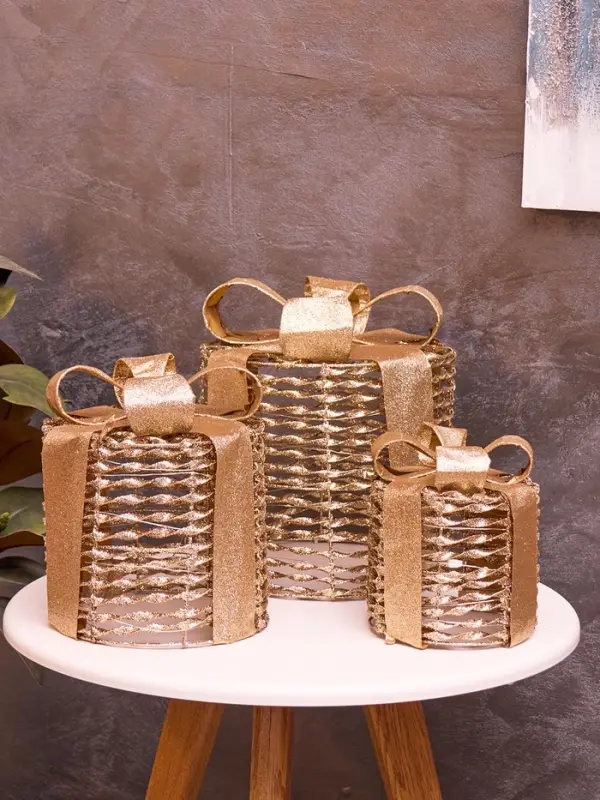 Фигура световая &laquo;Подарки цилиндр&raquo;, 25&times;20&times;15 см, 90 LED, от батареек AAx8, свечение тёплое белое