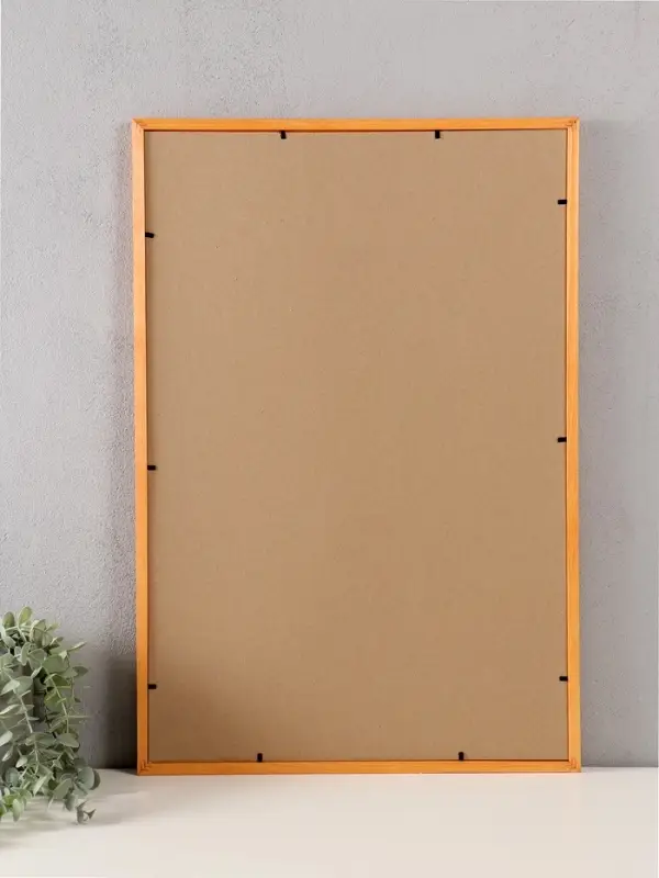 Фоторамка дерево 40х60 см, сосна №1 (пластиковый экран) Фоторамка дерево 40х60 см, сосна №1 (пластиковый экран)