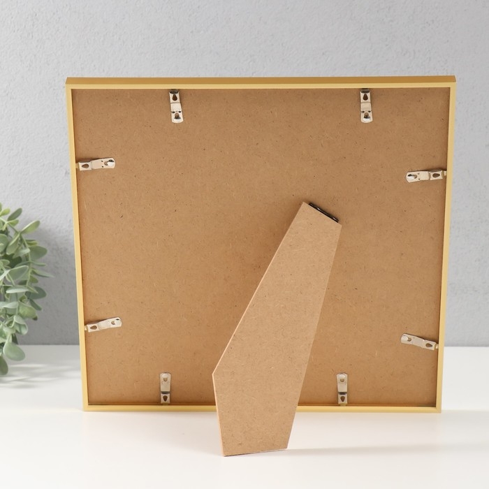 Фоторамка пластик Lida 30х30 см золото (пластиковый экран) Фоторамка пластик Lida 30х30 см золото (пластиковый экран)