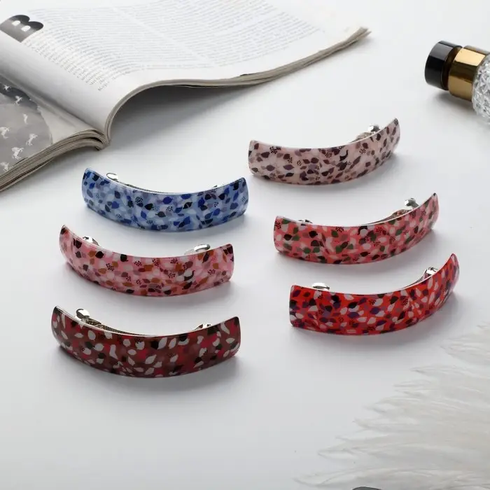 Заколка-автомат для волос "Ванда" листочки, 9 см, микс